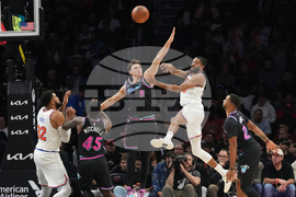 Knicks Heat Basketball