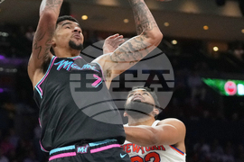 Knicks Heat Basketball