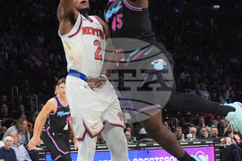 Knicks Heat Basketball