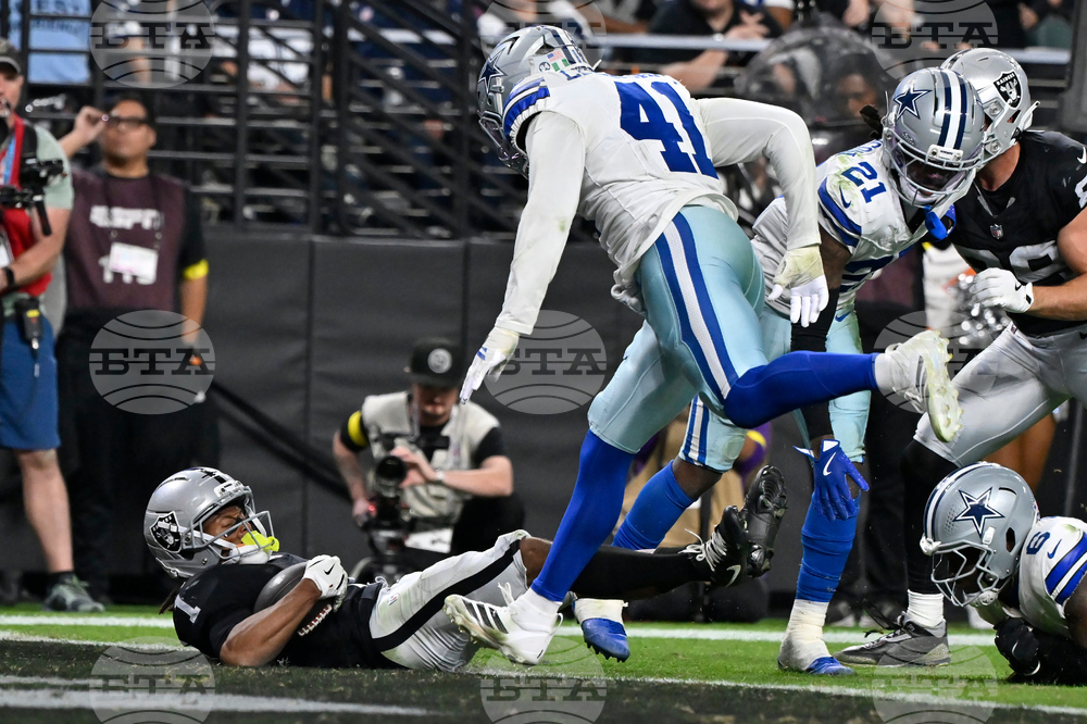 Cowboys Raiders Football