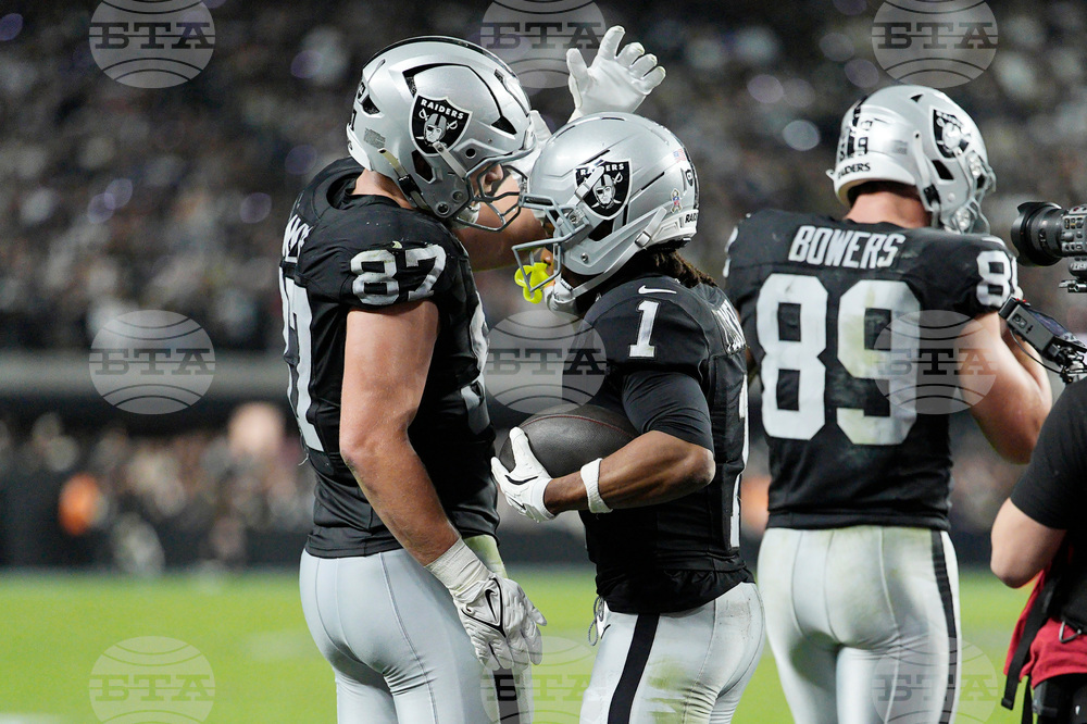 Cowboys Raiders Football