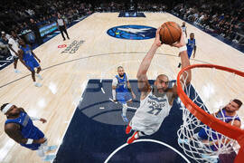 APTOPIX Mavericks Timberwolves Basketball