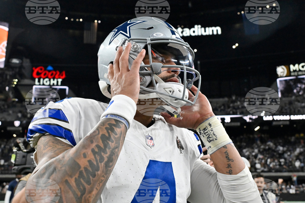 Cowboys Raiders Football