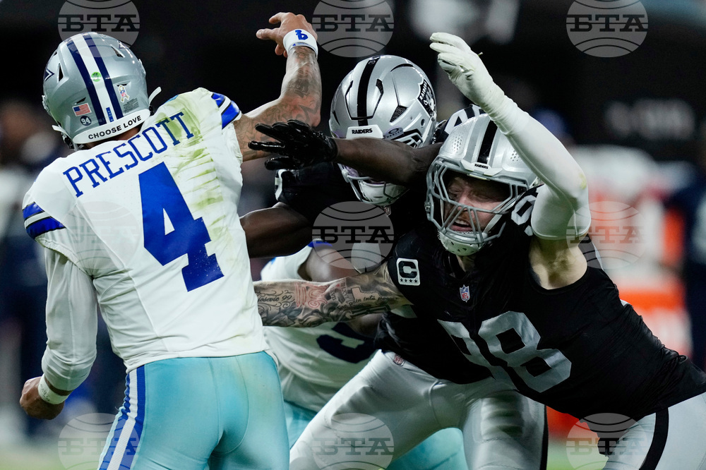 APTOPIX Cowboys Raiders Football