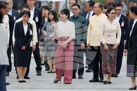 Laos Japan Royals