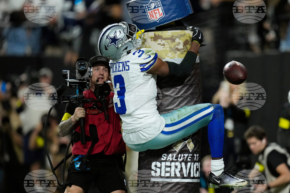 APTOPIX Cowboys Raiders Football