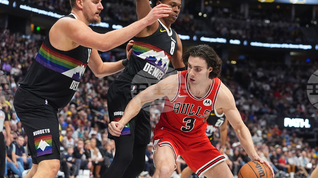 Чикаго Булс победи Денвър Нъгетс като гост в НБА