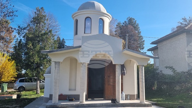 В плевенското село Тученица напредва строежът на параклиса "Света Параскева", нужни са още средства за завършването му