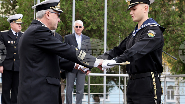 Представители от няколко държави участват в Деня на курсантското управление във Военноморското училище във Варна