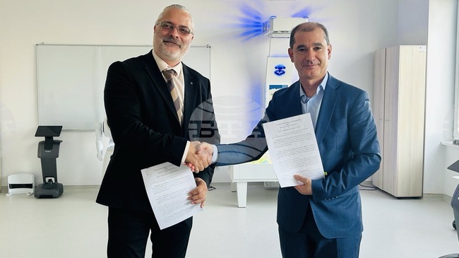 Бургаски държавен университет "Проф. д-р Асен Златаров": Две водещи университетски лаборатории обединяват усилия за разкриване причините за аутизъм