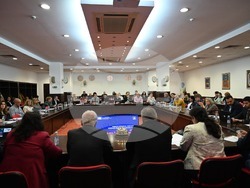 Експерти от България и Румъния обсъждат социалните измерения на висшето образование на форум в Университета за национално и световно стопанство. Снимка: УНСС