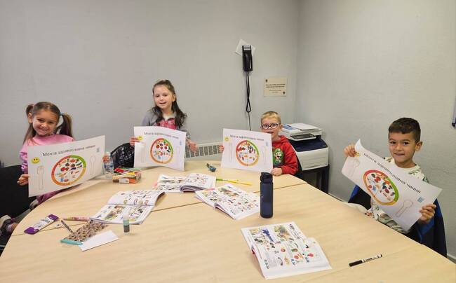 Учениците в Българското съботно училище „АБВ“ в Единбург се подготвят за конкурс по четене с откъси от български автори