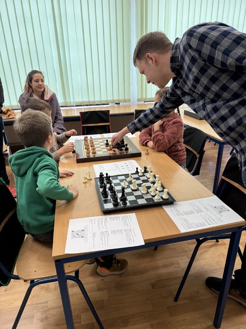 Първа среща на Клуба по шах се състоя в училище „Св. св. Кирил и Методий“ във Виена