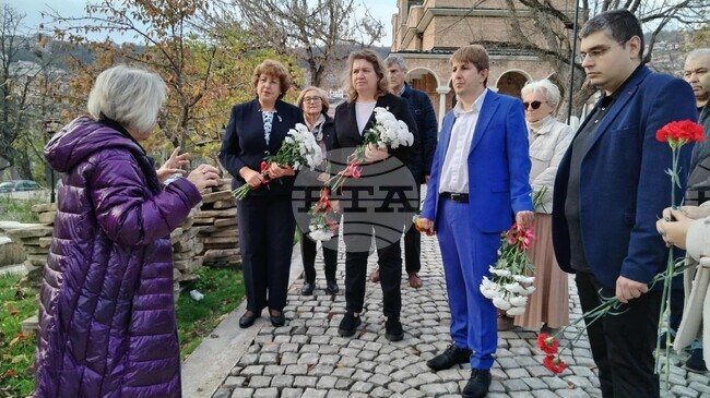 Велико Търново чества 60-годишнината от основаването на Общонародния комитет за развитието на града