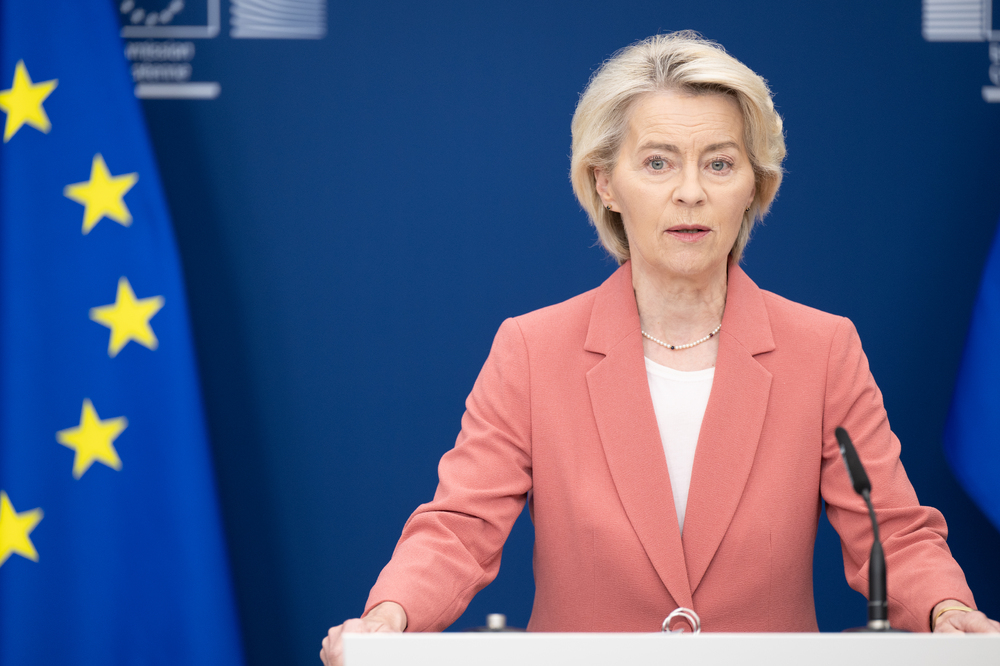 Разширяването на ЕС е инвестиция в сигурността и свободата, каза председателят на Европейската комисия