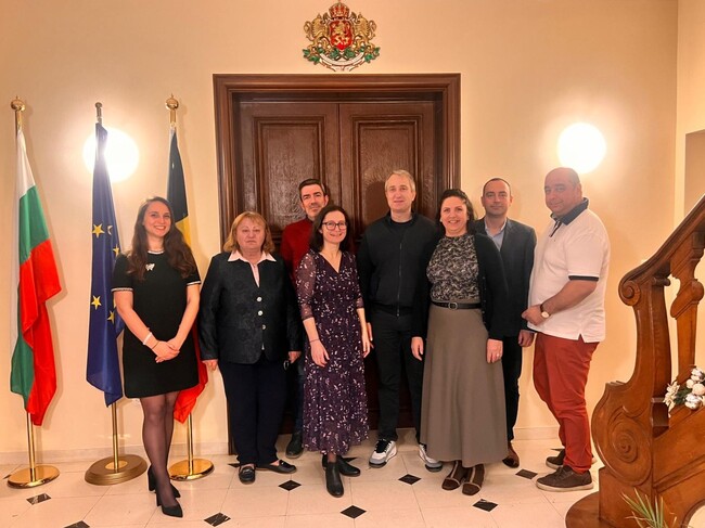 Литературна среща с българската писателка Антония Апостолова се състоя в Посолството на България в Брюксел