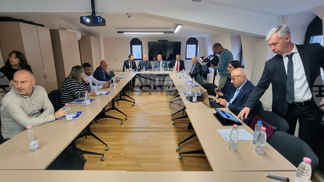 Участници в бизнес форум в Хасково заявиха, че има тежък дефицит на висококвалифицирани кадри в технологичните индустрии у нас 