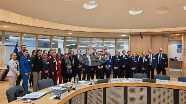 Председателят на БОК Весела Лечева участва в среща за спорта в Европа с Кърсти Ковънтри и еврокомисаря Глен Микалеф