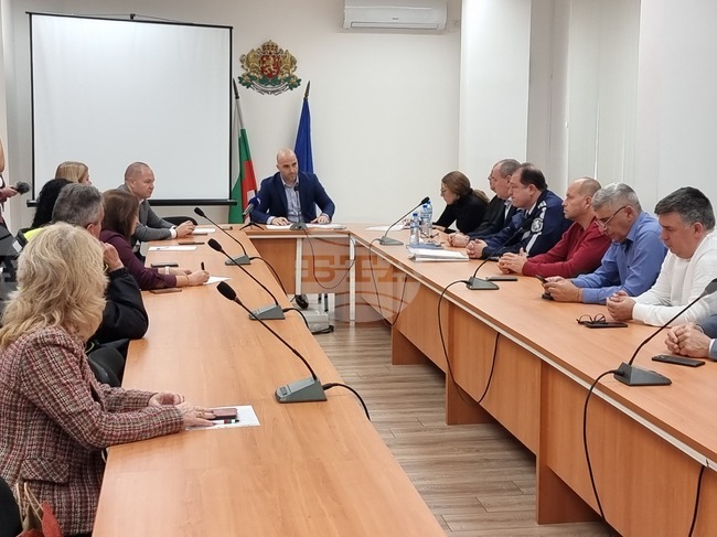 Кръгово движение се предвижда за кръстовището с тежки катастрофи на главния път за ГКПП „Лесово“ и пътя Ямбол – село Чарган