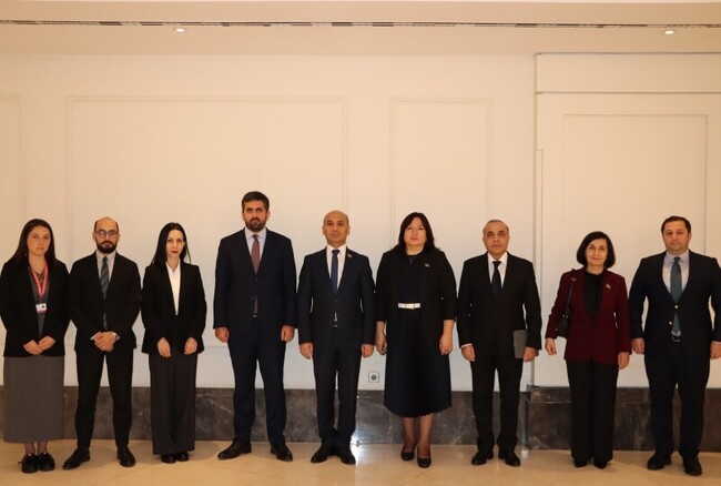 АРМЕНПРЕС: Делегации на Армения и Азербайджан разговаряха в Истанбул