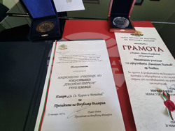 Плевен - Национално училище по изкуствата „Панайот Пипков" - годишнина