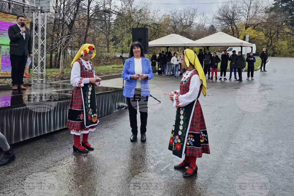 Долна баня - улица - Николай Лилиев - откриване