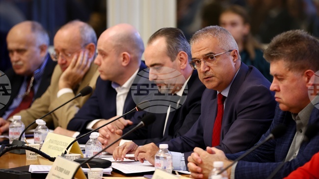 Комисията по бюджет и финанси прие на първо четене проектобюджета на Националната здравноосигурителна каса за 2026 г.