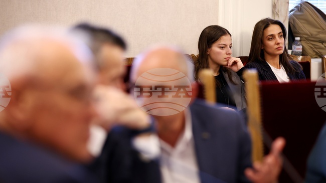 Парламентарната комисия по здравеопазване прие проекта за бюджет на НЗОК за 2026 г.