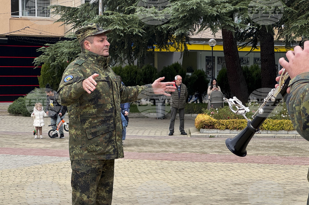 Казанлък - военен духов оркестър - концерт