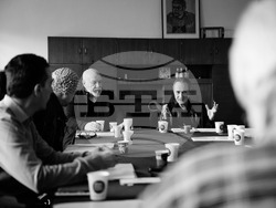 Репетиции на "Евридика" от Жан Ануи в театър „Българска армия“, снимка – театър  „Българска армия“/ Борис Урумов