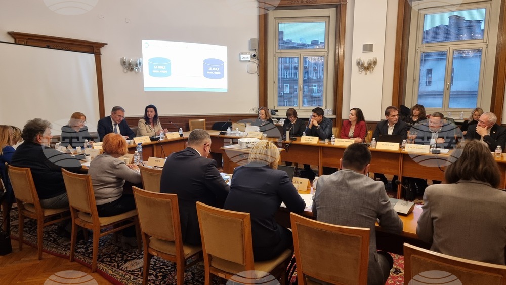 Комисията по труда и социалната политика прие на първо четене бюджета на Държавното обществено осигуряване за 2026 г.