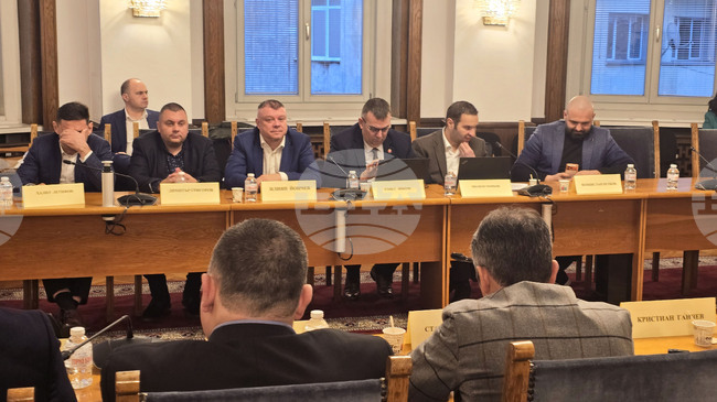 Parliamentary Committee on Transport and Communications Adopts at First Reading 2026 State Budget Bill 
