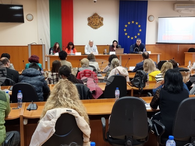 Пазарджик - социални услуги - работна среща