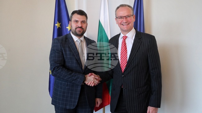Bilateral Political Consultations Held Between Bulgarian Foreign Minister, German Minister for European Affairs