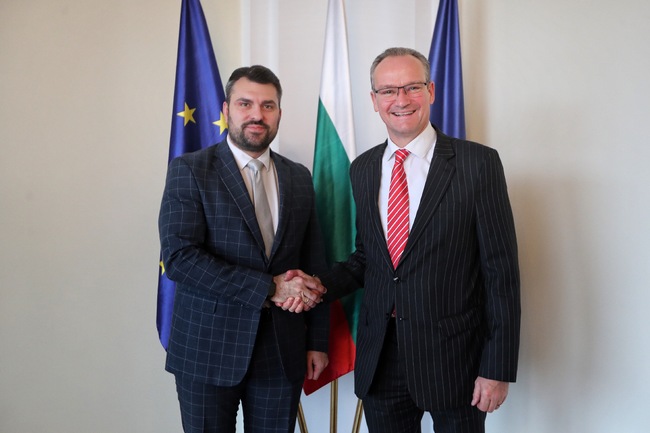 Bilateral Political Consultations Held Between Bulgarian Foreign Minister, German Minister for European Affairs