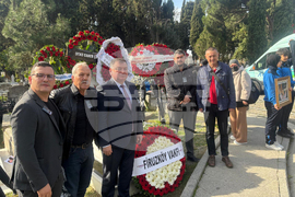 Турция - Наим Сюлейманоглу - възпоменателна церемония 