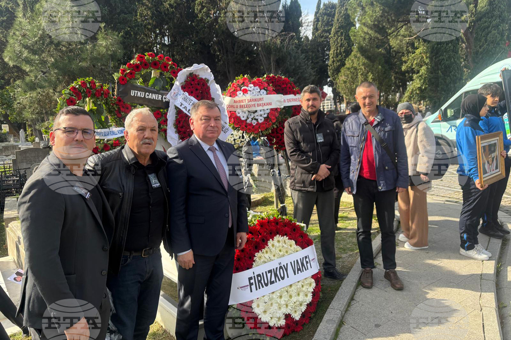 Осем години без Наим Сюлейманоглу: паметта на легендарния щангист бе почетена в Истанбул