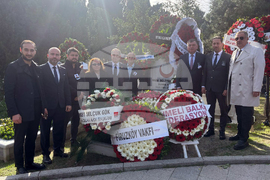 Турция - Наим Сюлейманоглу - възпоменателна церемония 