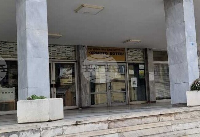 Регионална библиотека „Христо Ботев“ във Враца е регистрирала над 2600 нови читатели през този месец