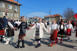 Видин - празник на зетьовете - село Сланотрън