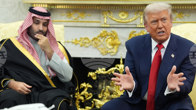 Тръмп отрича да има конфликт на интереси заради бизнеса на семейството си в Саудитска Арабия