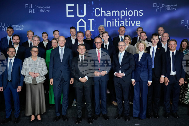 Осемнадесет европейски партньорства в областта на ИИ бяха сключени на срещата на върха за дигиталната независимост на Европа 