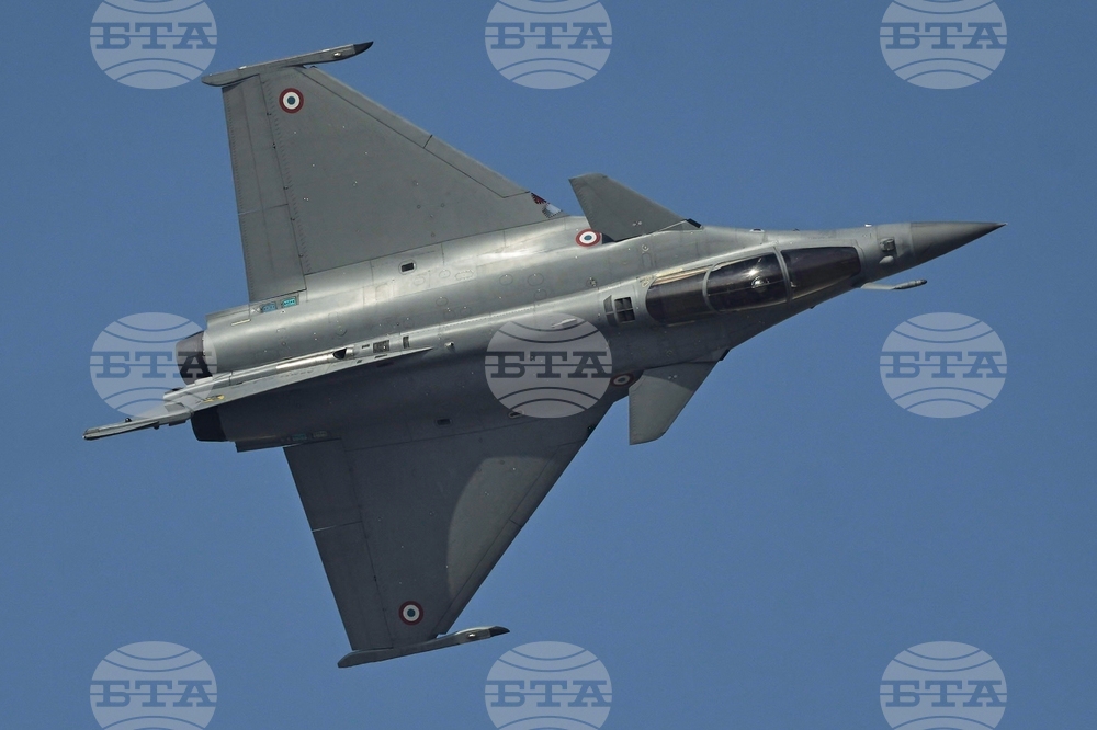 Индонезия получи от Франция три изтребителя "Рафал"