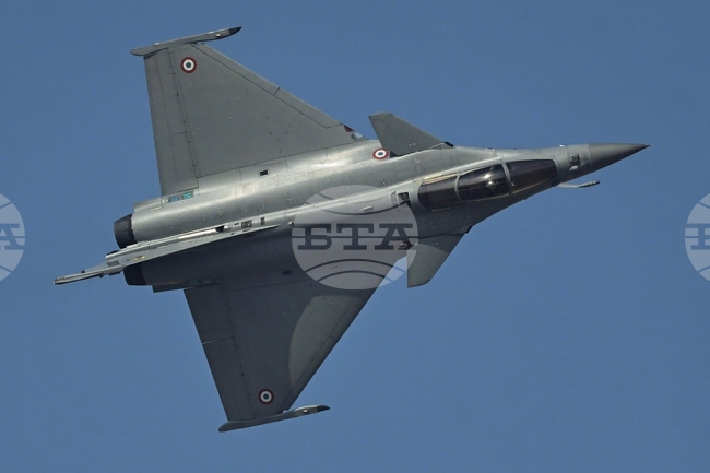 Индонезия получи от Франция три изтребителя "Рафал"