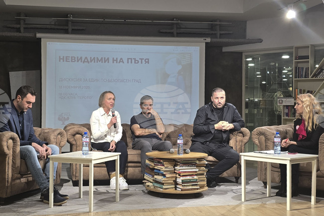 Граждански организации обсъдиха идеи за подобряване на пътната обстановка в София и свикването на работна среща с различни институции 