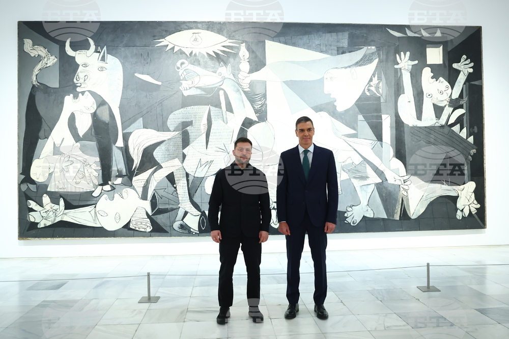 Spain Zelenskyy Guernica