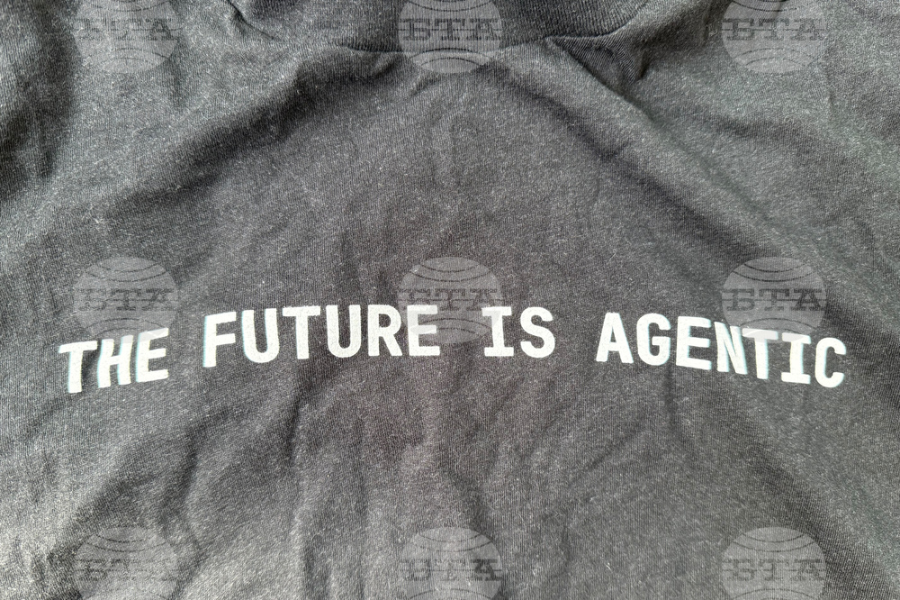 Изкуственият интелект ще еволюира от инструмент в партньор през 2026 година, прогнозират от „Майкрософт“ 