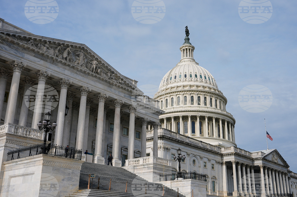 Камарата на представителите в САЩ гласува за публикуване на досиетата, свързани с Джефри Епстийн