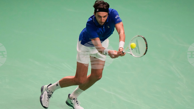 Тенисистът Артюр Риндеркнеш иска да играе с емблемата на футболния Рен на фланелката си