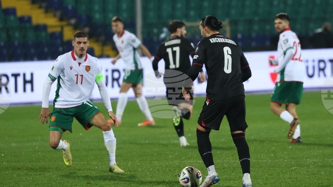 Кирил Десподов отново не тренира с отбора на ПАОК (Солун) заради болки в гърба